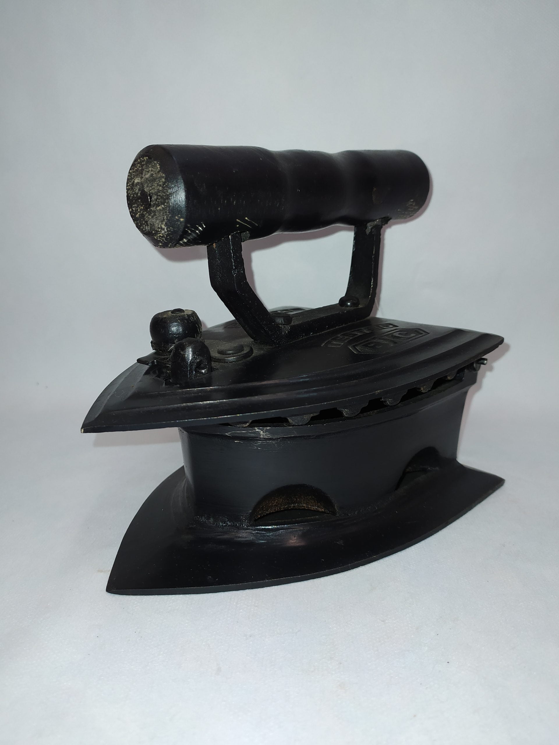 Planchas De Hierro Para Chimeneas Plancha de hierro fundido grande negra - Ferreteria Armengol